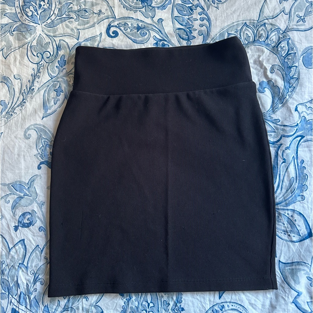 basic mini skirt